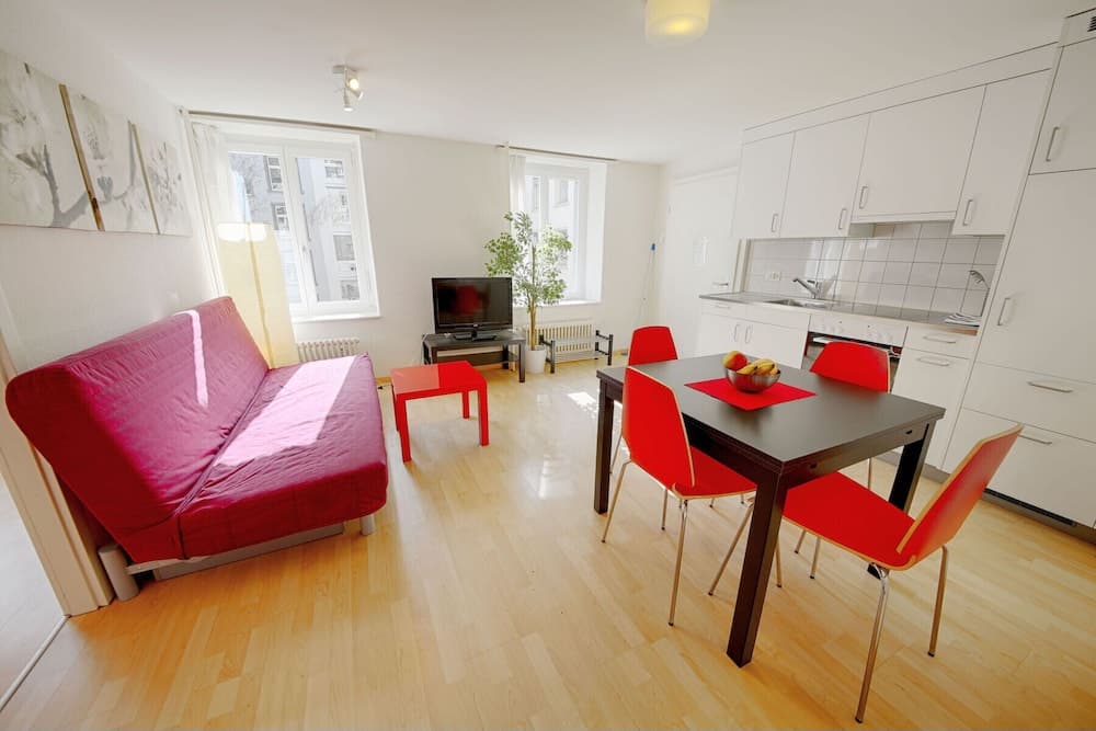 ZH Keita - Stauffacher Hitrental Apartment