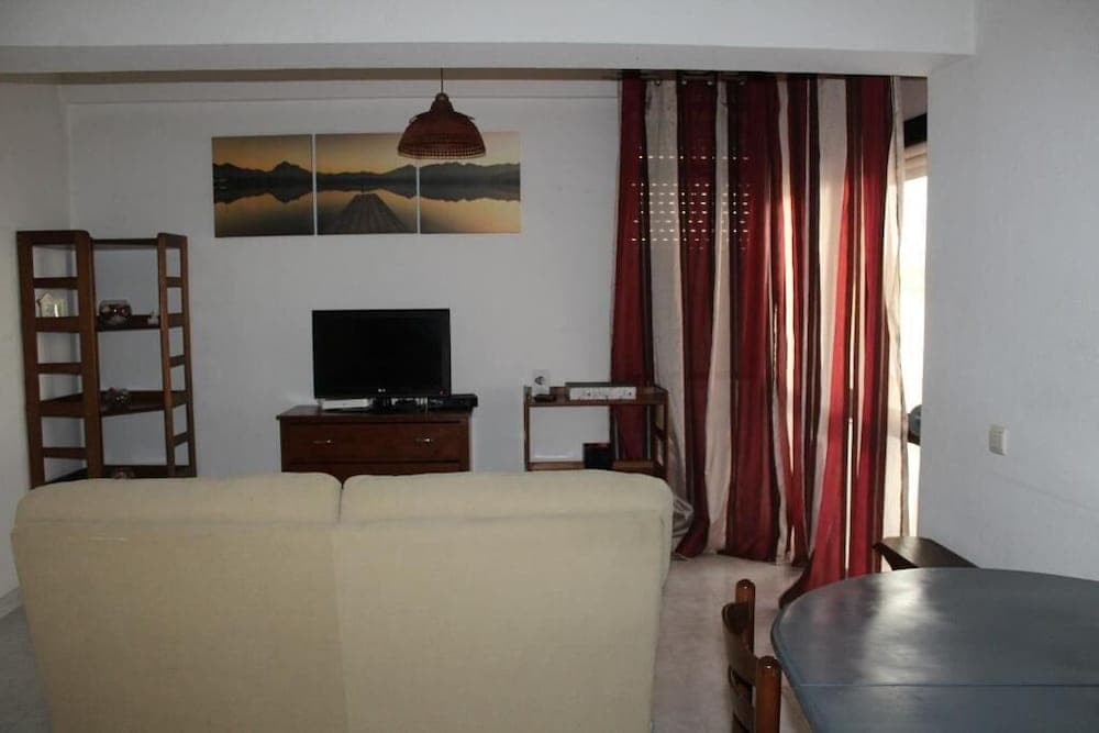 2-7 Torre Sol by Casas & Papéis