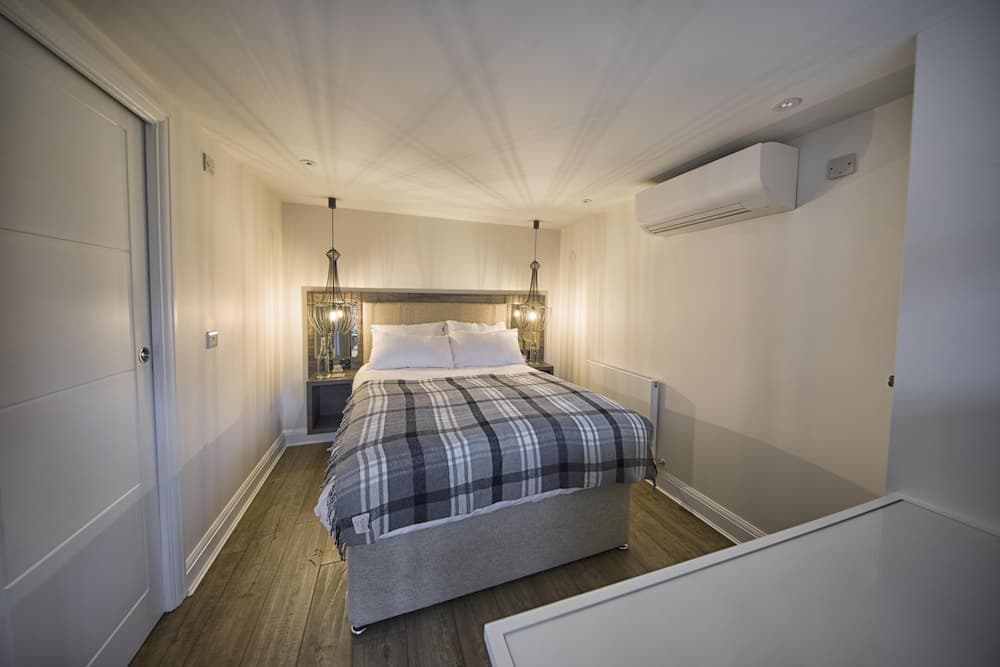 José Pizarro The Swan Inn Esher