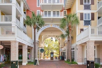 1313 Laurel Grove 2G