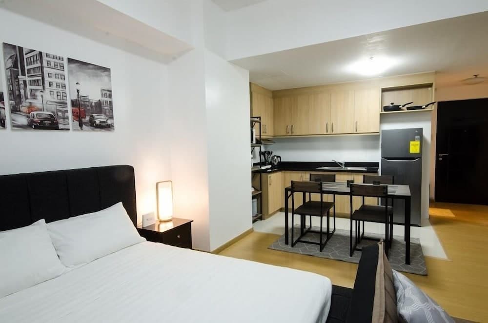 Prime BGC Location Apartments by PH Staycation