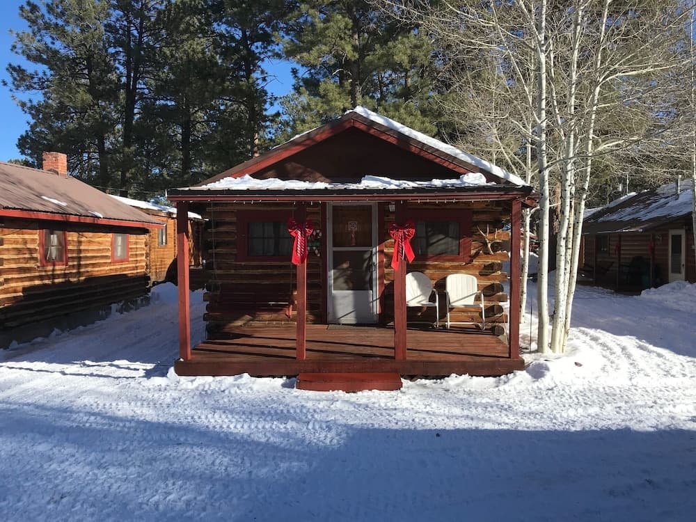 Grandview Cabins & RV Resort