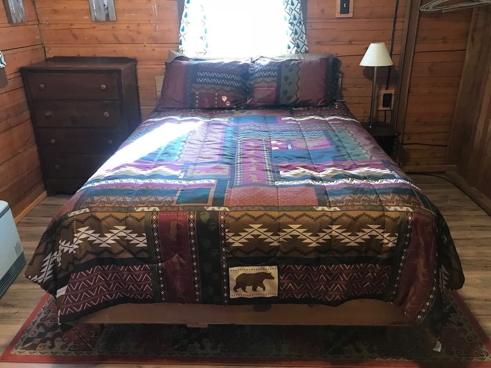 Grandview Cabins & RV Resort