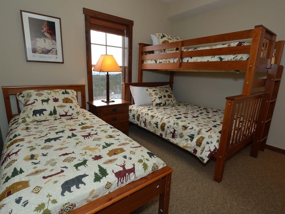 2 Br: Soaring Eagle 402