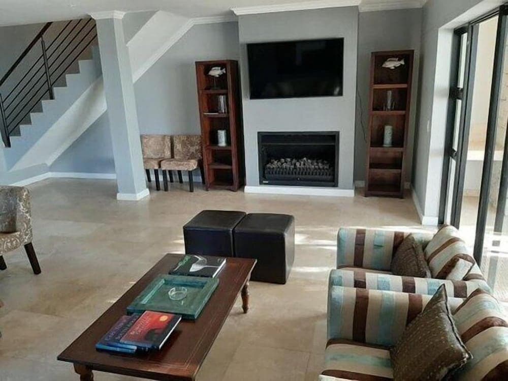 Pearl Valley Atolosa