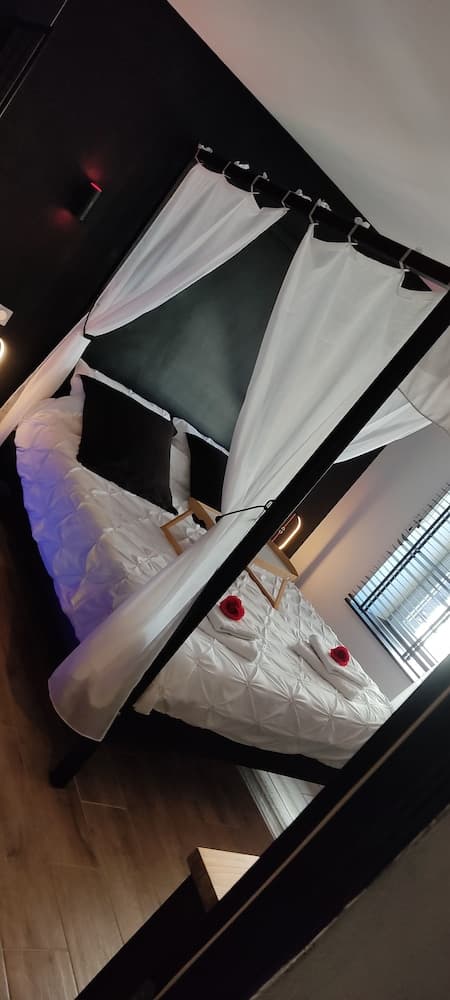 Appart Hotel GLAM88 Suites SPA et SAUNA