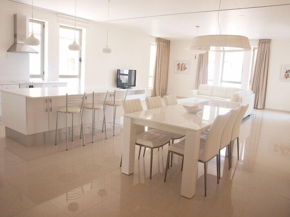 MBH3 - 12 Maavar Beit Haknesset - Jerusalem-Rent