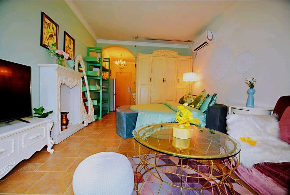 Avatar Green Queen Round Bed High Rise View Futian