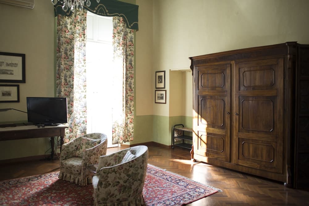 Palazzo Arrivabene B&B