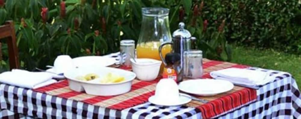 Kitojo Guest Cottages