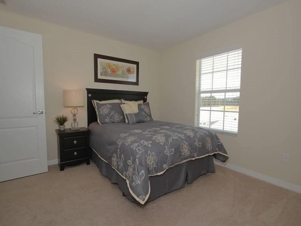 Lovely 5 Bed 4 Bath Paradise Palms Townhome Sleeps 10 In Style