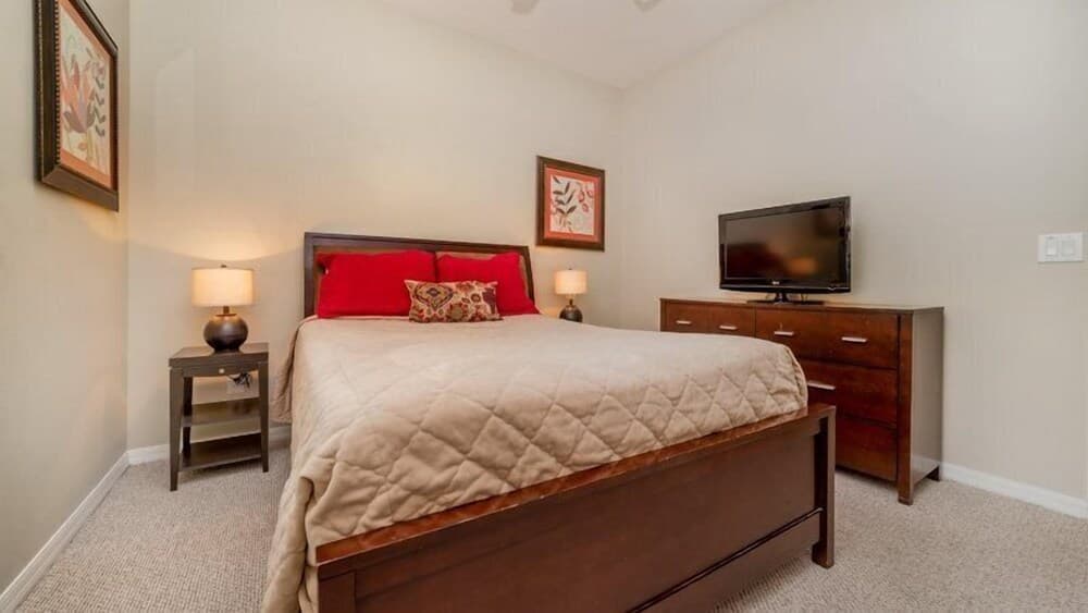 Beautiful 5 Bedroom 4 Bath Town Home In Paradise Palms Sleeps 13