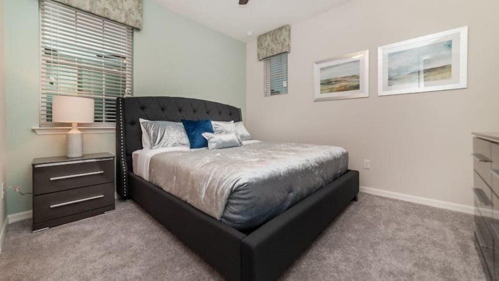 Gorgeous Solara Resort 4 Bedroom Pool Home