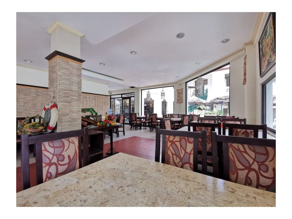 OYO 520 Jcad Hotel San Remo