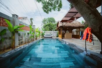 BB's Cozy House & Apartment