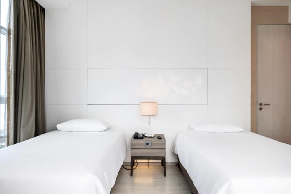 Posh Residence Thonglor by Favstay