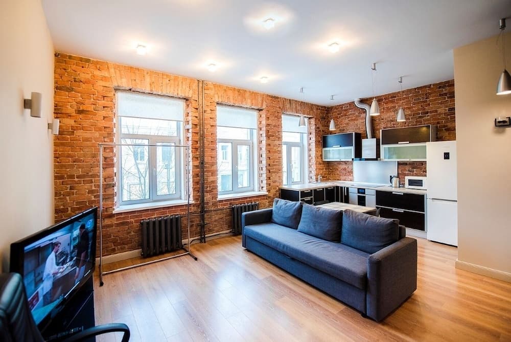 Apartment on Semenovskaya 10-11