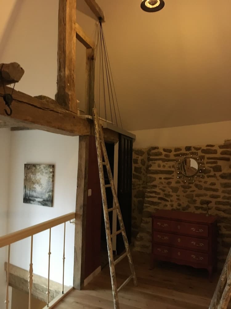 Domaine Des Tours Vauquelin