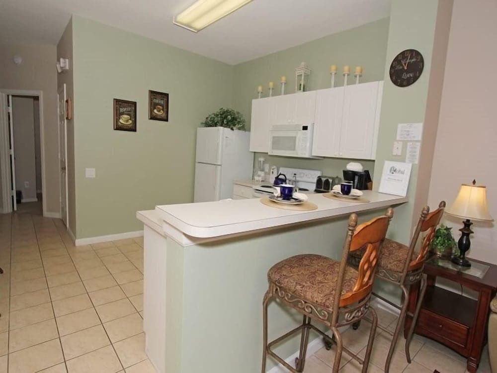 Elegant 3 Bedroom 3 Bath Town House in Windsor Palms Resort