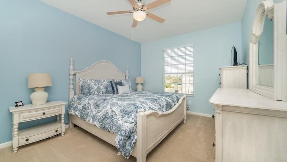 Windsor Palms Resort 3 Bedroom 2 Bath Condo in Kissimmee