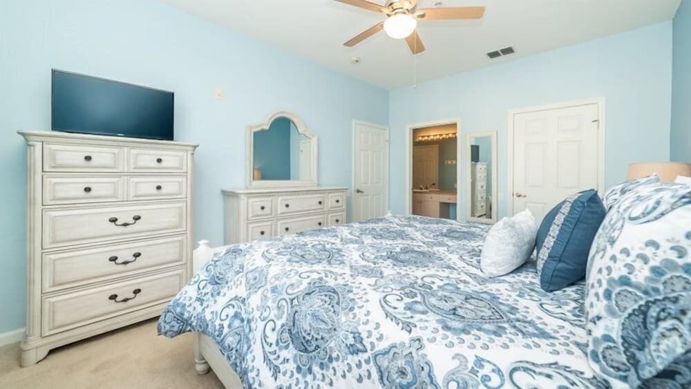 Windsor Palms Resort 3 Bedroom 2 Bath Condo in Kissimmee