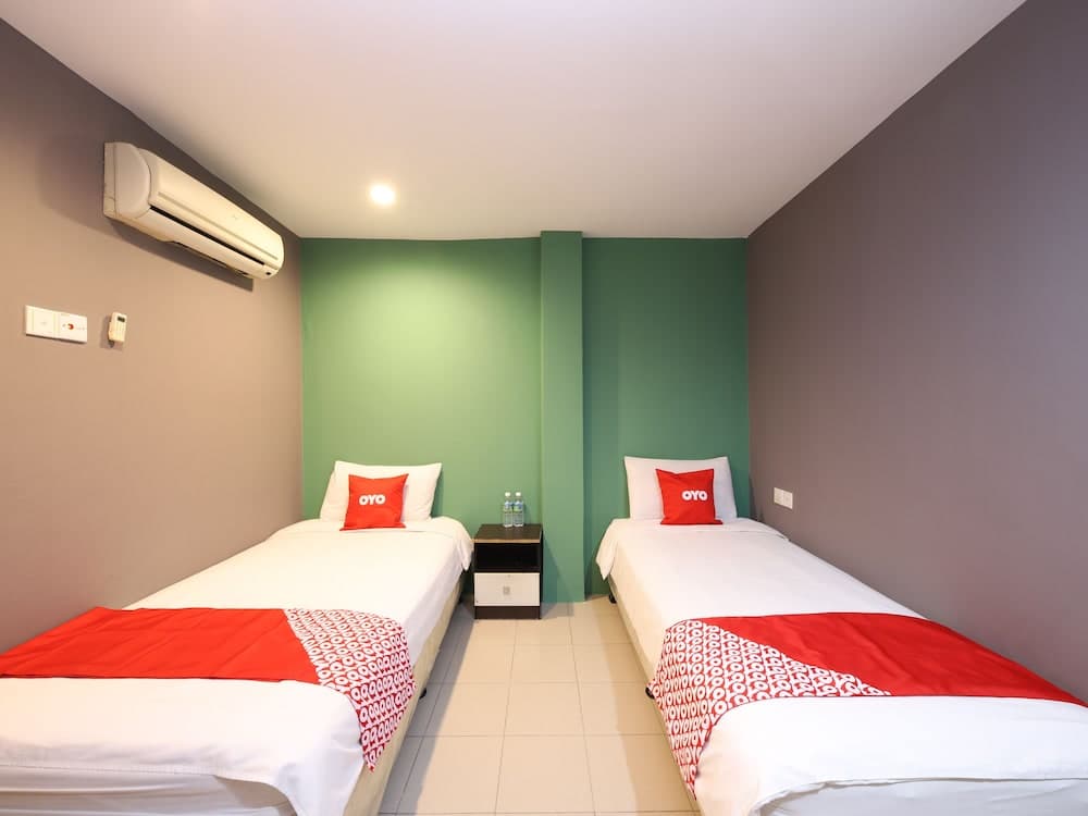 OYO 89688 Alor street Hotel