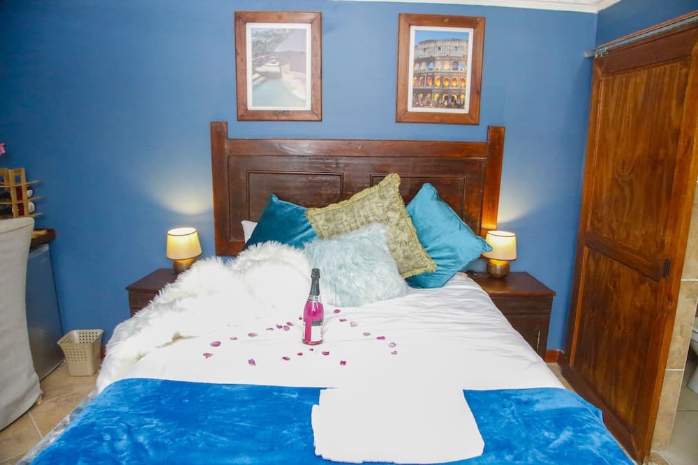 Travetel OR Tambo Airport Hotel