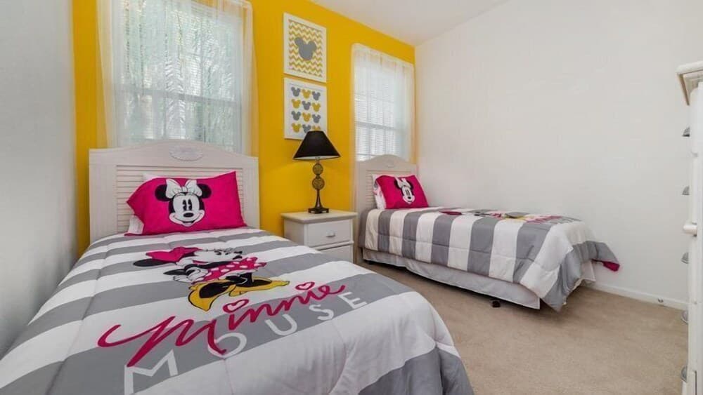 4 Bedroom Villa in the Gated Windsor Palms Just Minutes to Disney