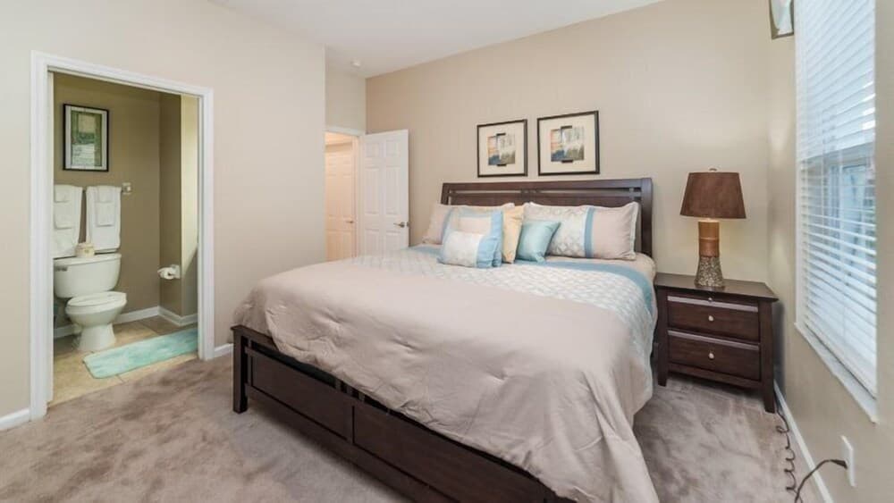 Lovely 5 Bedroom Villa in the Windsor Palms Resort