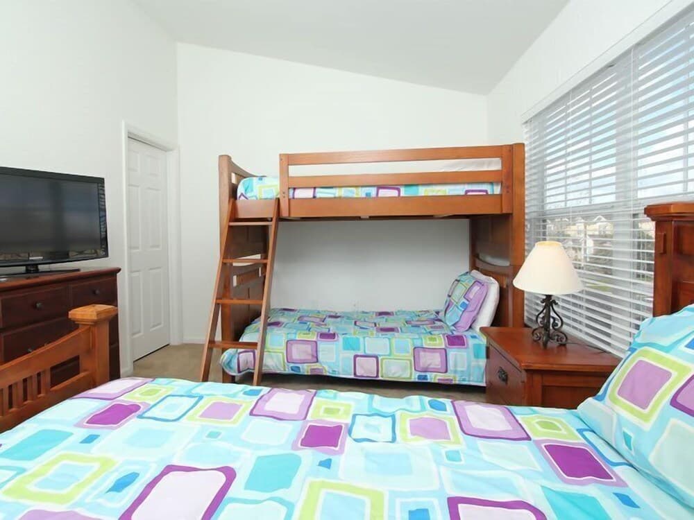 3 Bedroom 3 Bath Townhome With Splash Pool in Windsor Hills