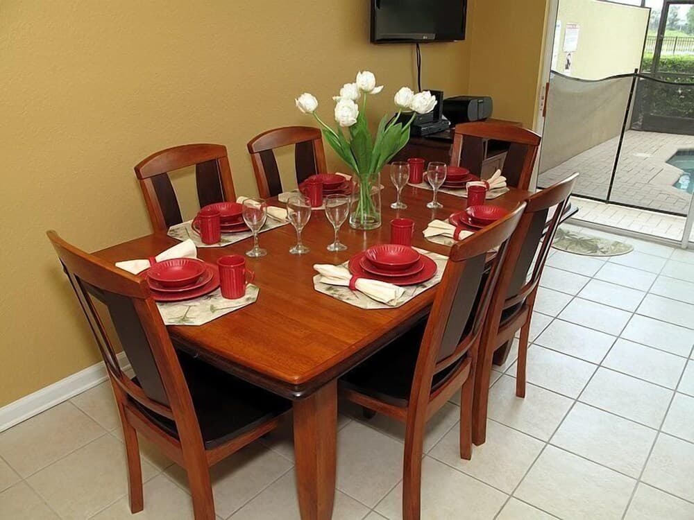 Beautiful 3 Bed 3 Bath Townhome With Lake View