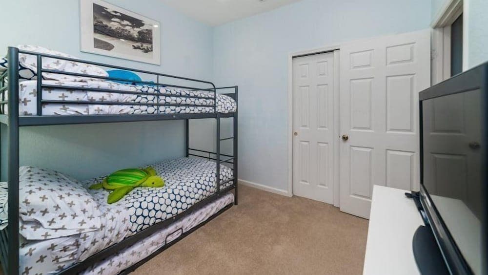 Beautiful 3 Bedroom 3 Bath Pool Home in Windsor Hills