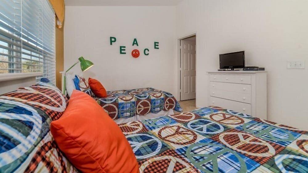 Kissimmee 3 Bed 3 Bath Town Home in Windsor Hills Resort