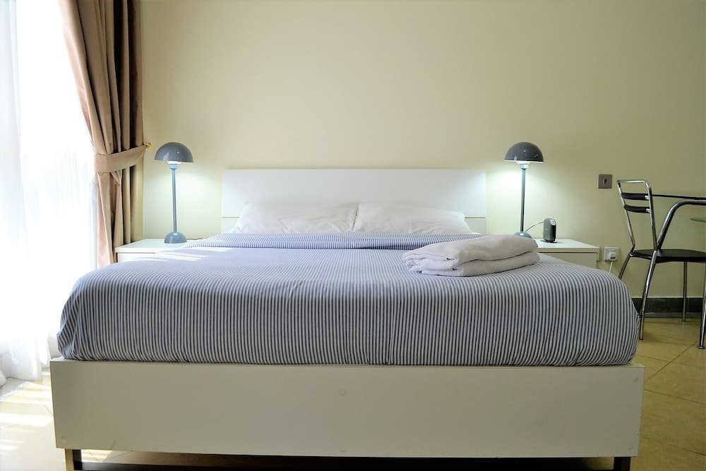 Bright furnished studio near metro in Tecom - ALIA