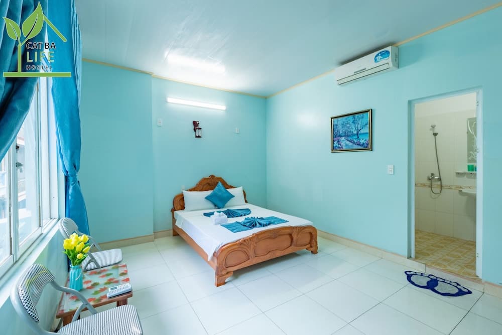 Cat Ba Life Hostel