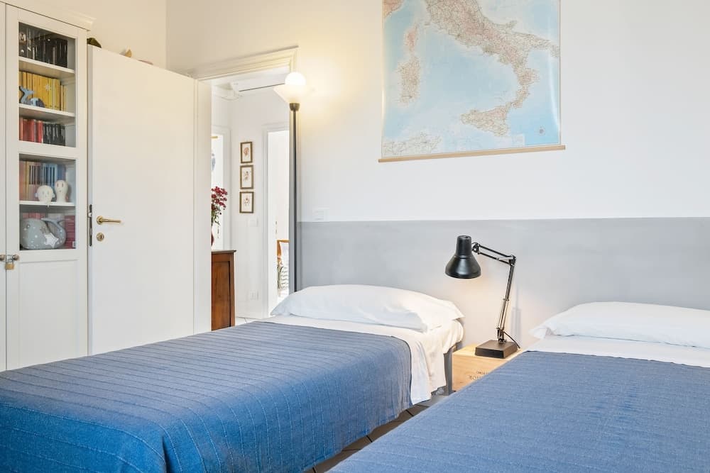 The House of Paintings