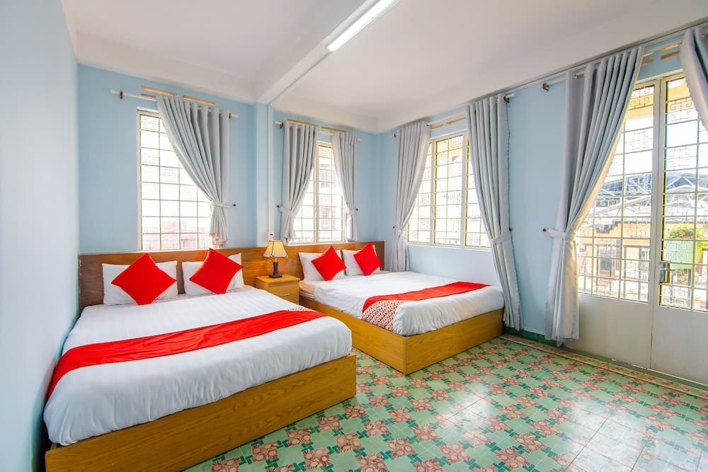 OYO 592 An Nhien Hotel & Cafe