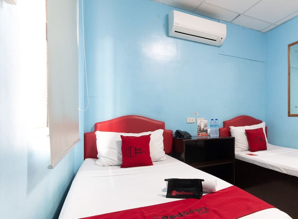 RedDoorz @ Picas Sagkahan Tacloban