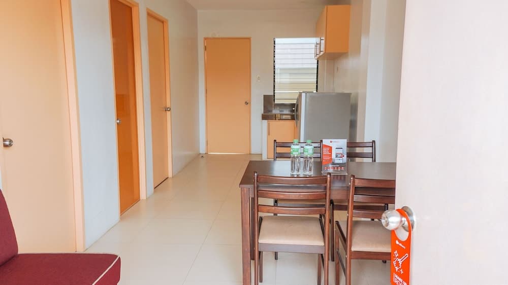 RedDoorz Plus near Talisay Town Center