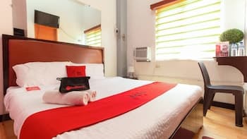 RedDoorz near Robinsons North Tacloban