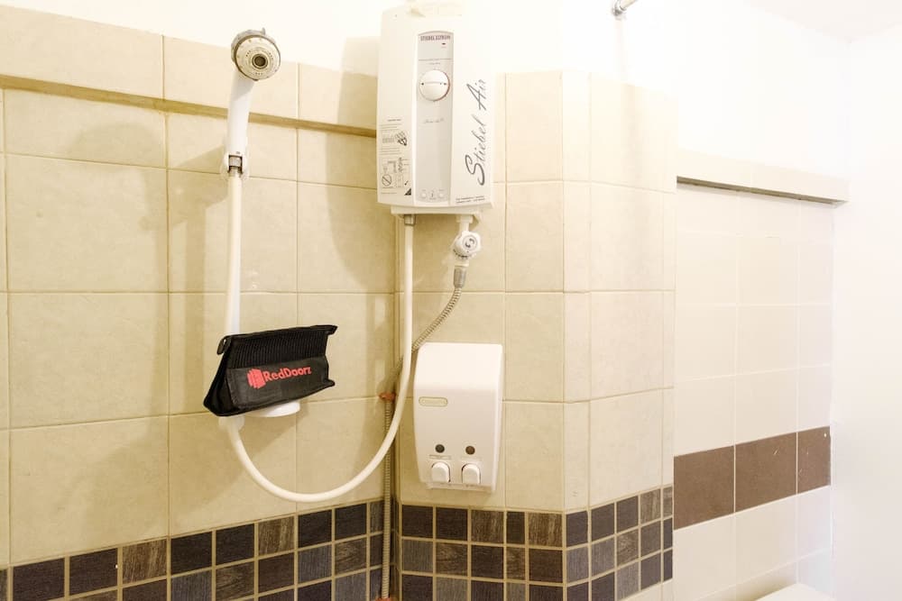 RedDoorz Plus near Vigan Convention Center