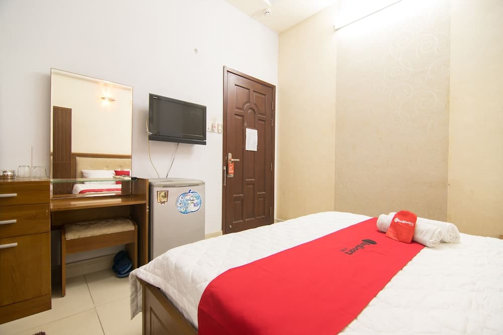 RedDoorz near Saigon Zoo 3