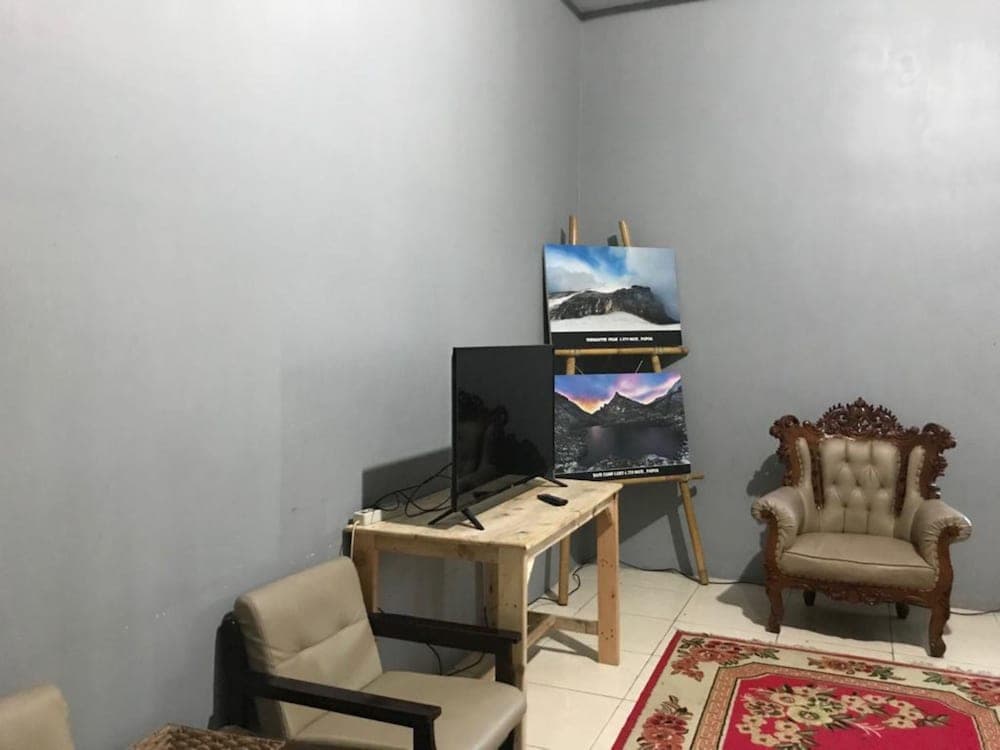 The Carstensz Homestay