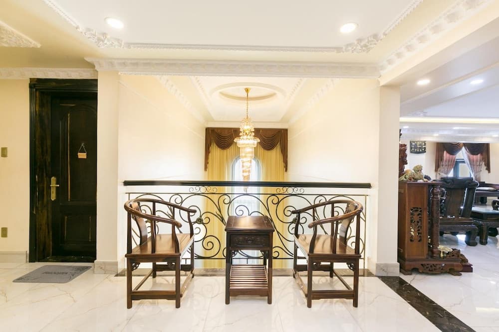 OYO 628 Tang Phat Hotel