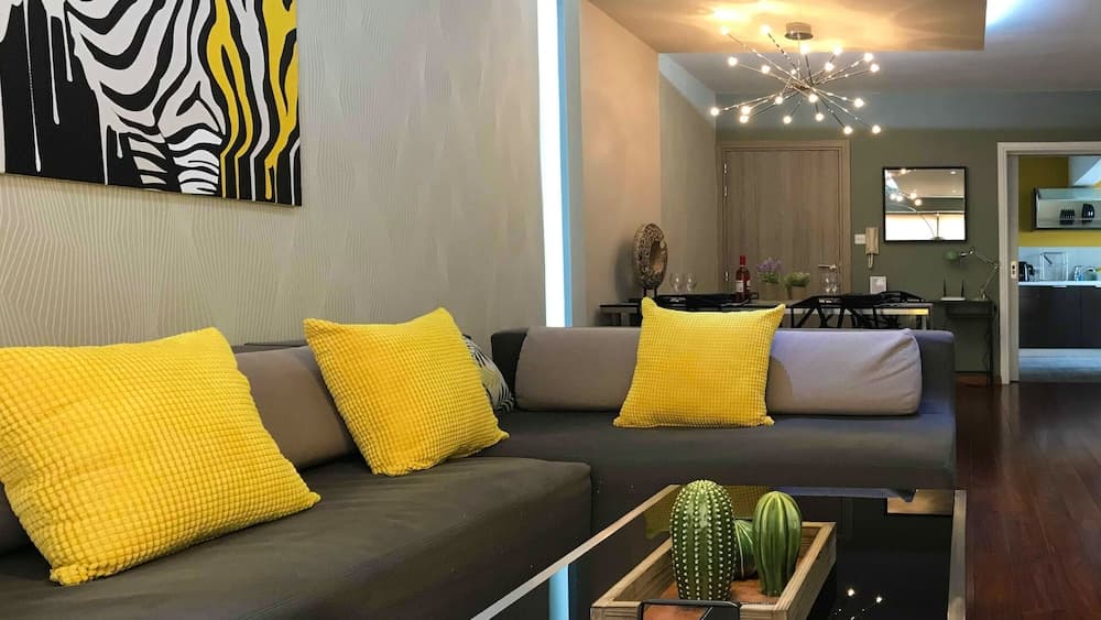 Metro Court Apartments