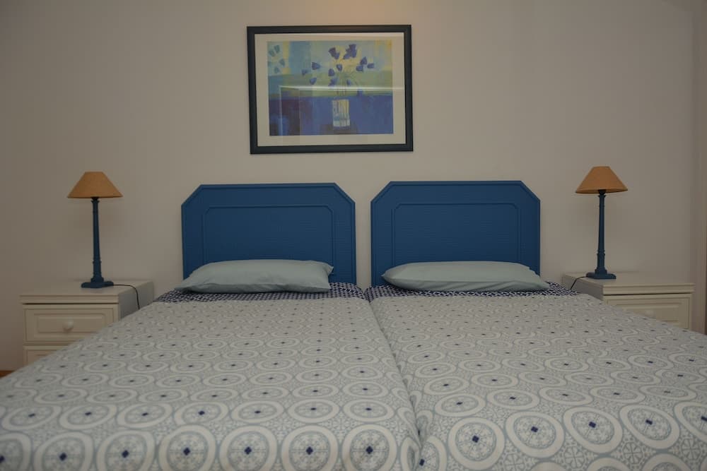 Atlantic view 1 - Apartment with ocean view & pool