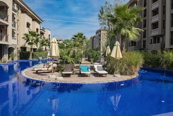 Cascadas 2 Menada Apartments