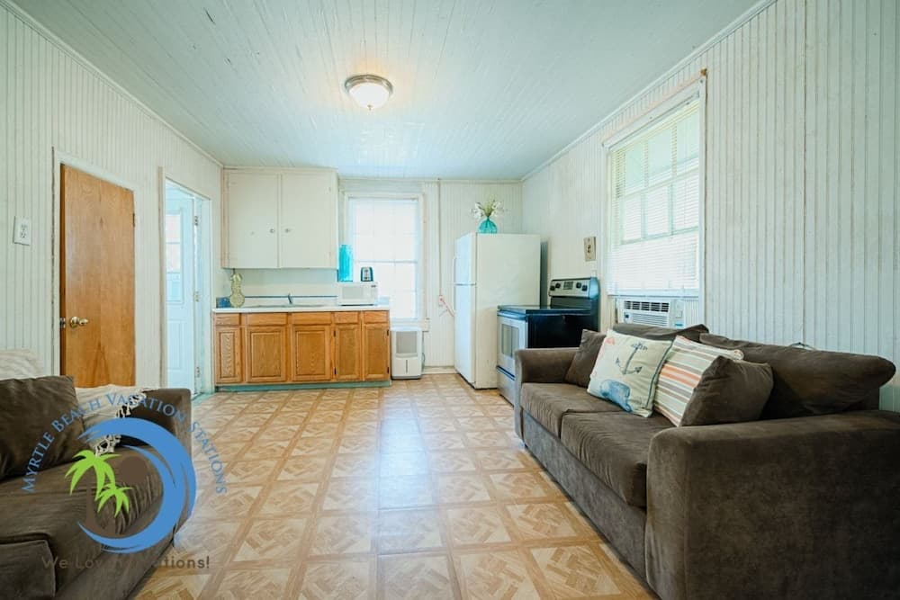 Korner Kottage Right