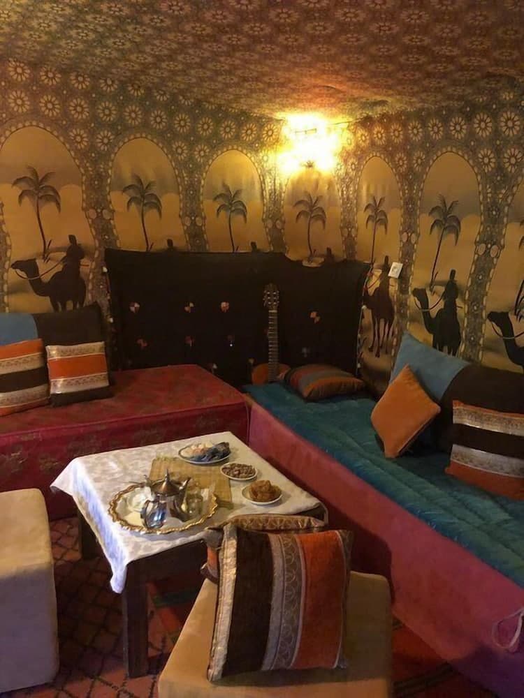 Bivouac Ouzina Porte De Sahara