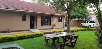 Ezzela House Bed & Breakfast